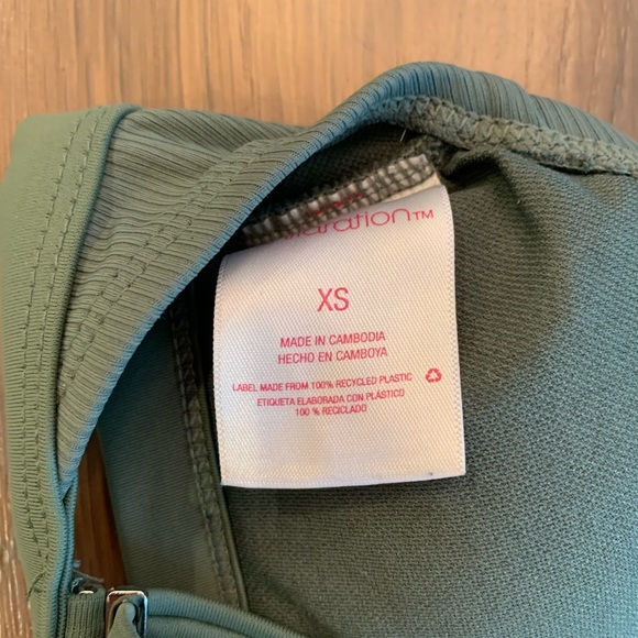 Target bathing suit bundle - Picture 4 of 10